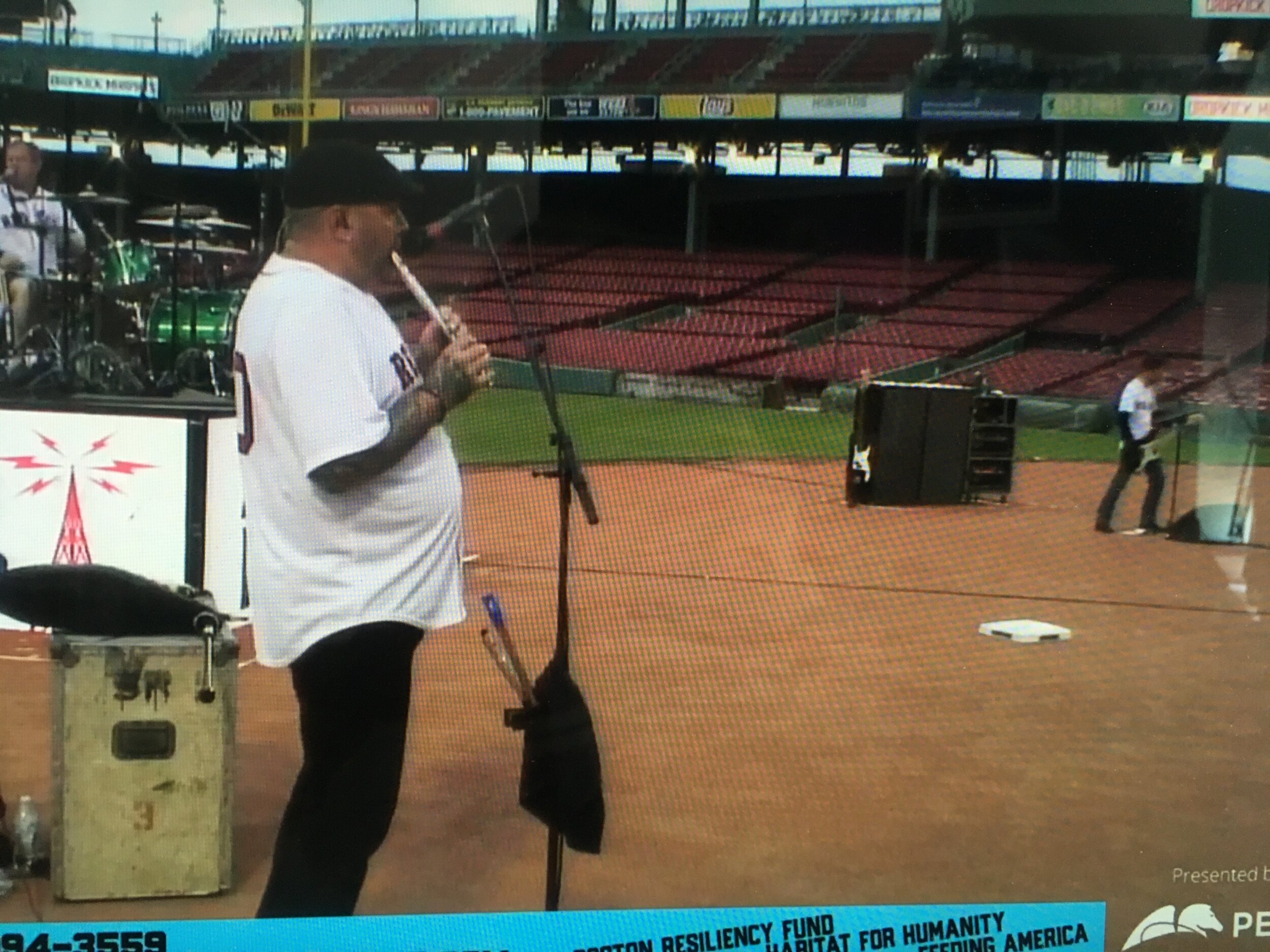 Bucktown meets wicker park just north of the bustling intersection of milwaukee, damen, and north avenues, y. Live Review Dropkick Murphys Live Stream At Fenway Park Boston U S A On May 29th 2020 Rockflesh