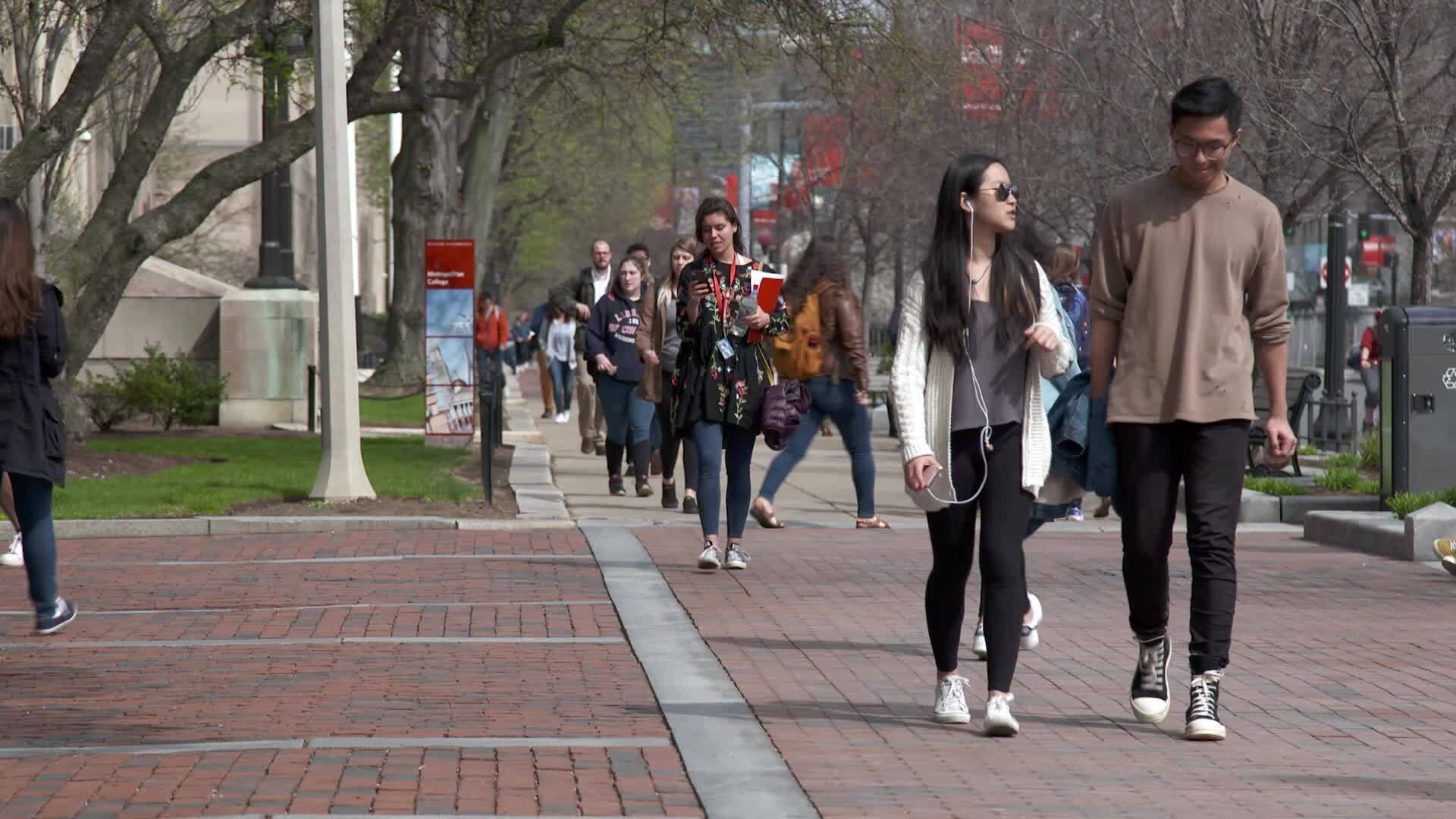 Join free tours by foot as we stroll the freedom trail's ancient streets, past historic cemeteries and colonial stone houses all the while hearing tales of rebellion, war and the independence of a nation. A Guide To The Best Hotels And Restaurants Near Boston University Daytripper University